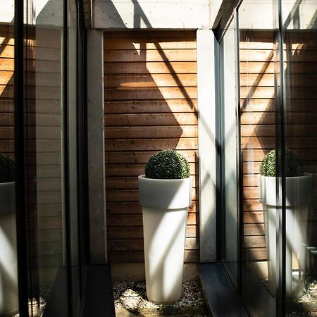 Hotel Le Pavillon 7 Оберне Экстерьер фото